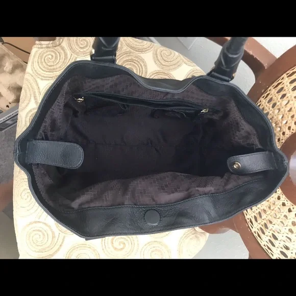 NWT Cole Haan Small Soft Tote Saddle Black - Picture 5 of 12